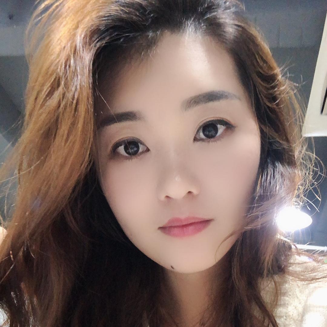 莫砚护肤