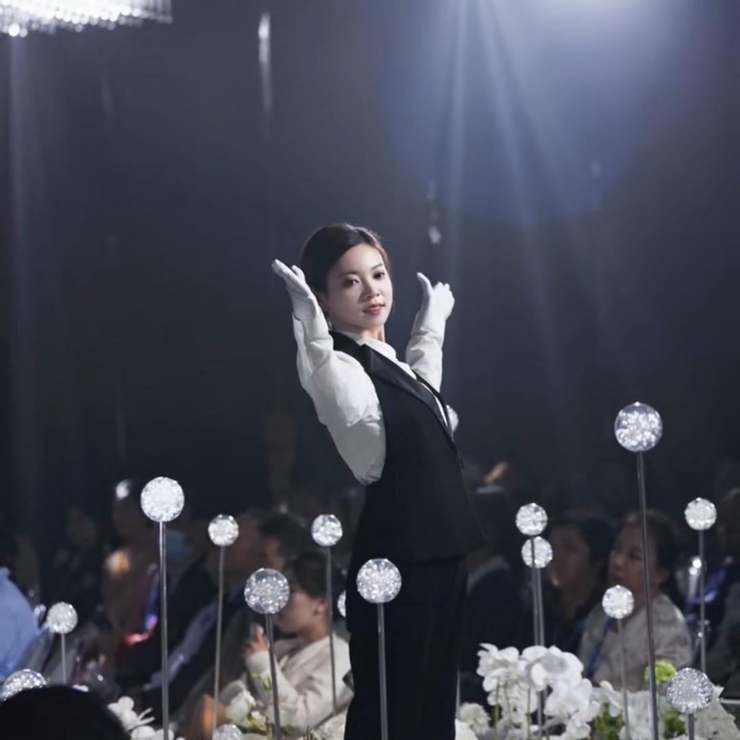 云尚华锦喜秘书苗苗