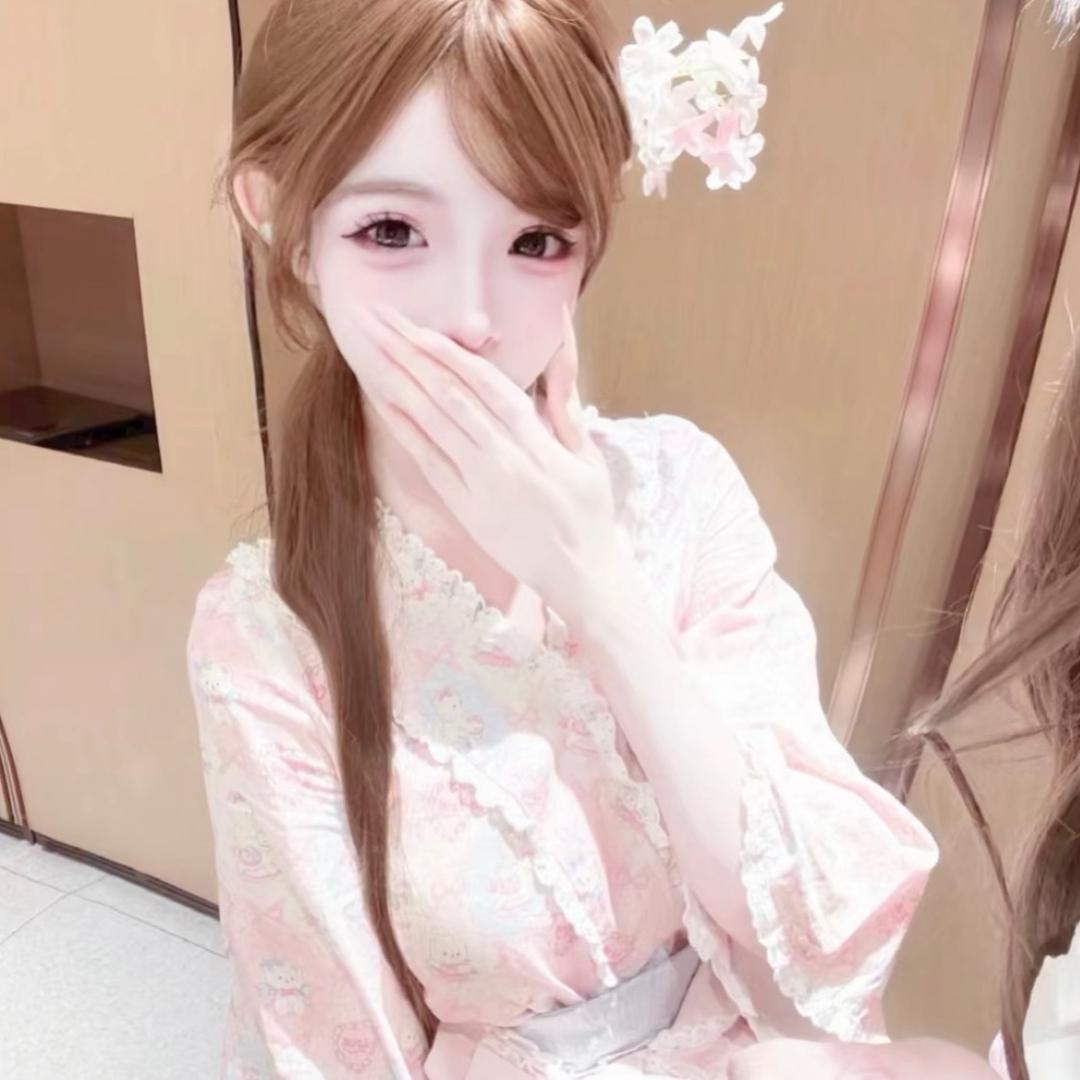 酥酥.