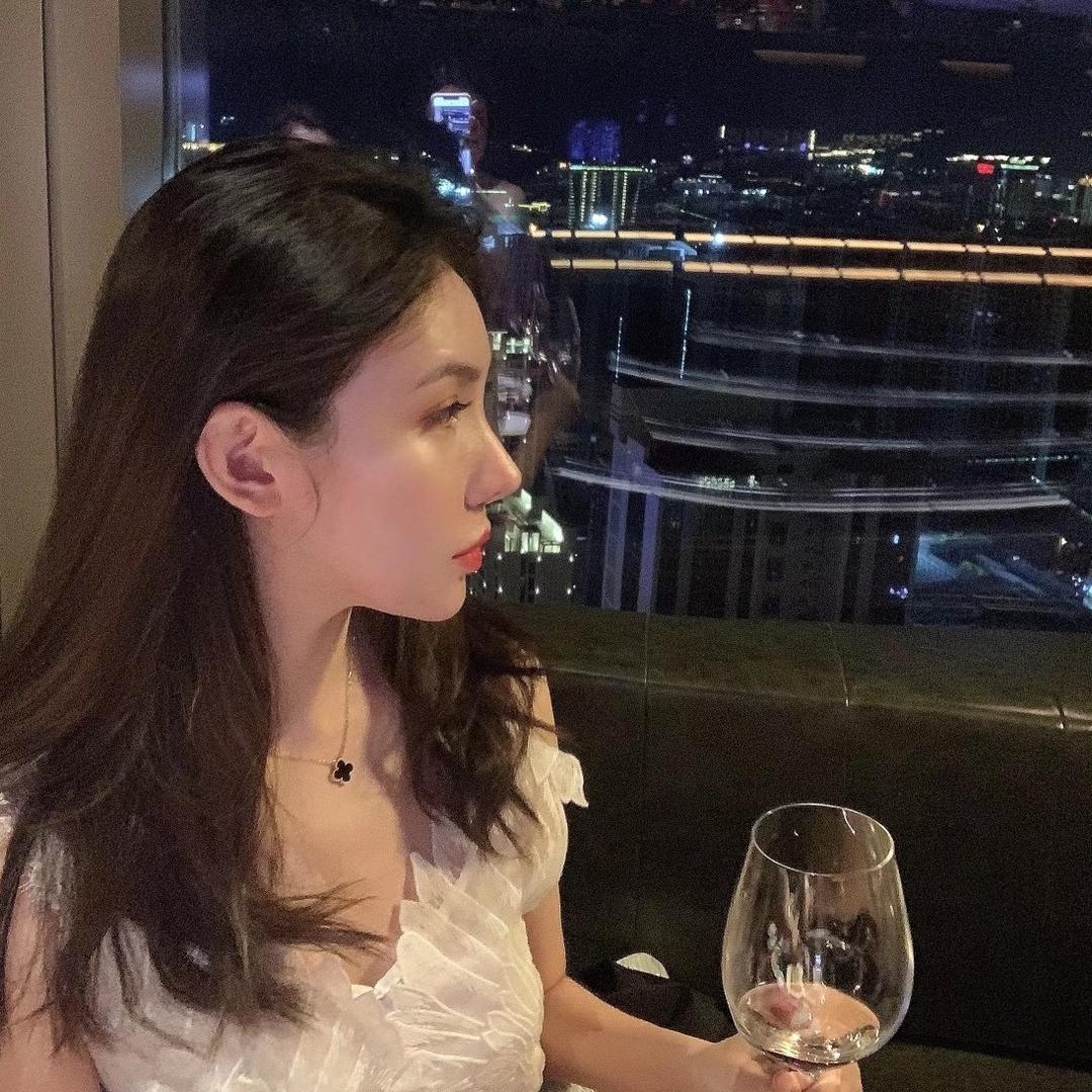 一个橙子🍊