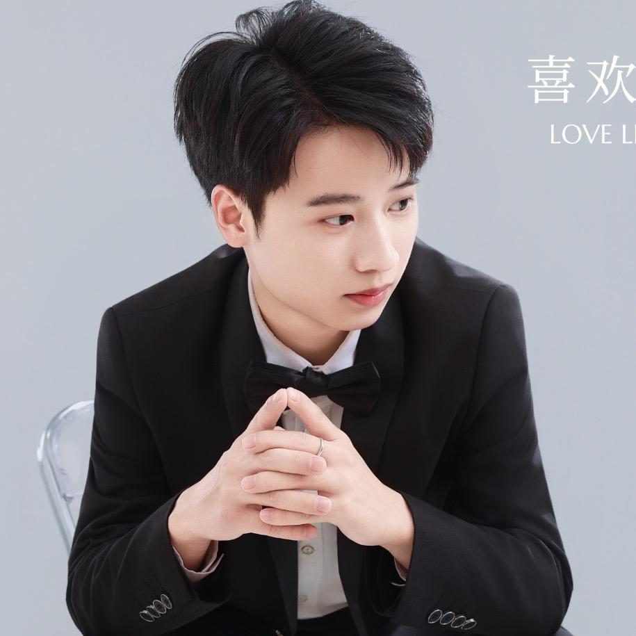 渐远.