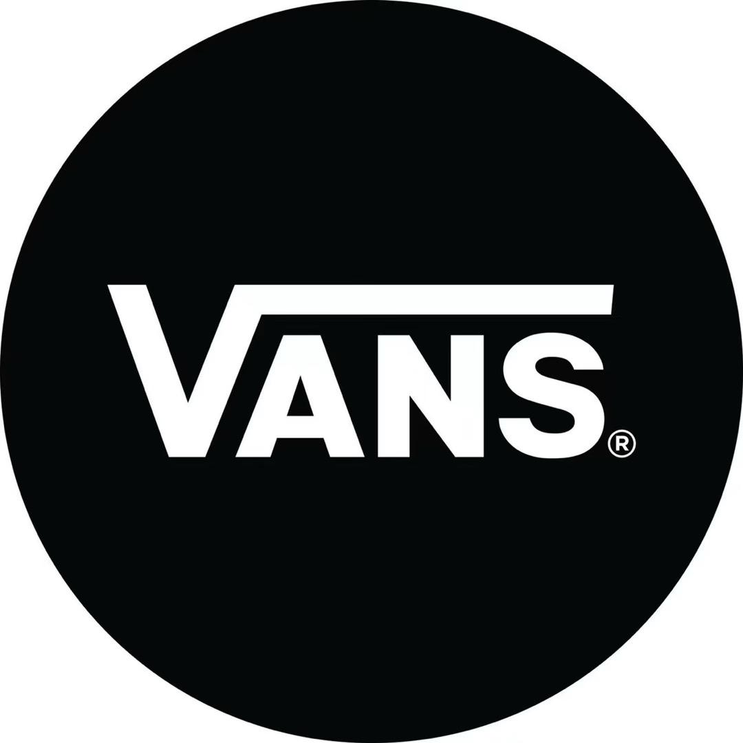 VANS运动鞋服