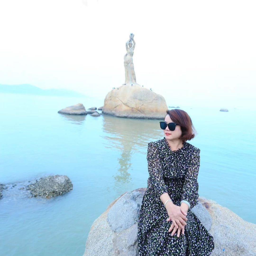 横栏西冲琪琪花店