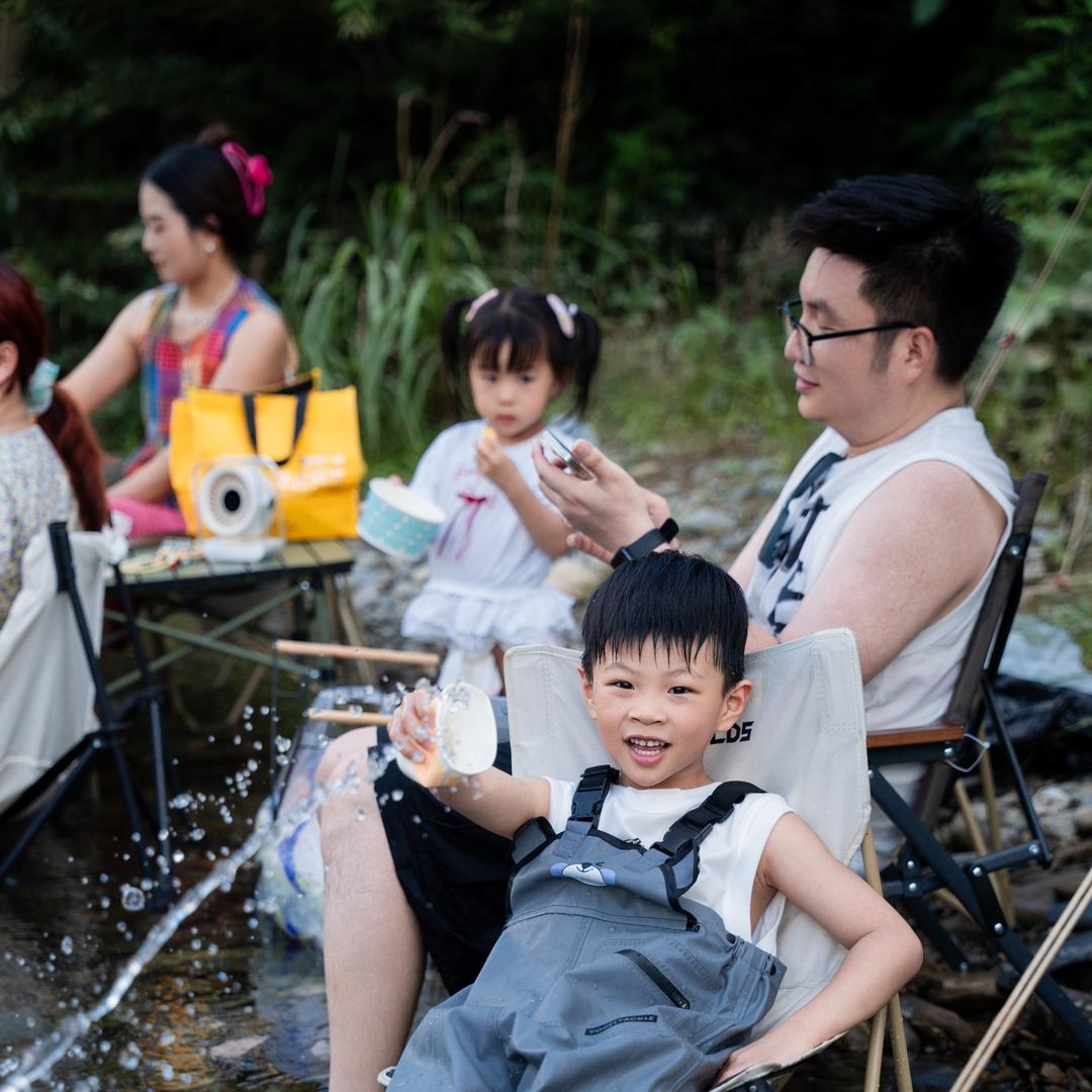 敬尧去露营