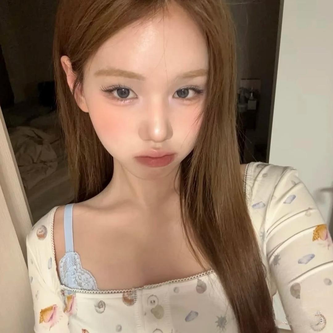 卷个麻薯卷🫓˖º·˚ ⑅°