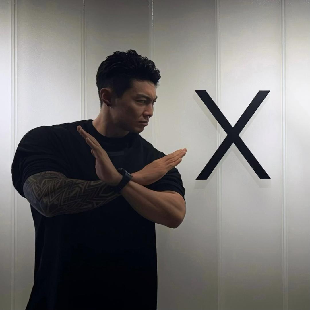 曲先生