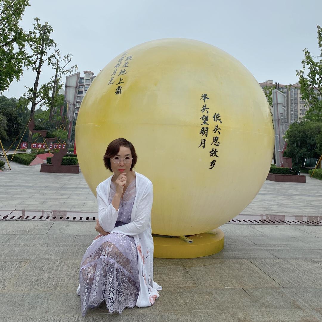 山水相依乐逍遥