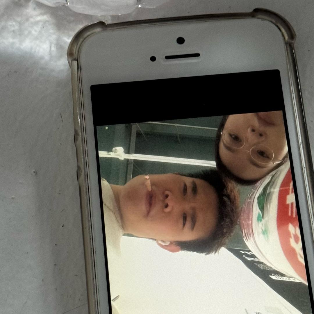 小陈还是小何