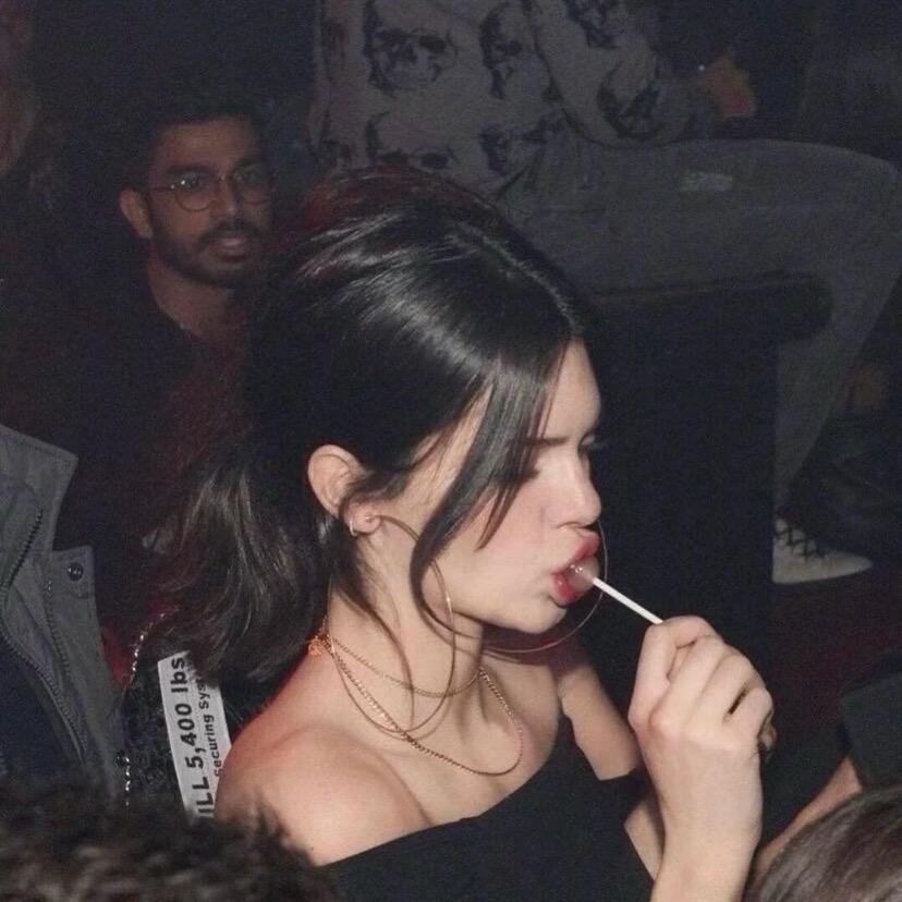 婧.