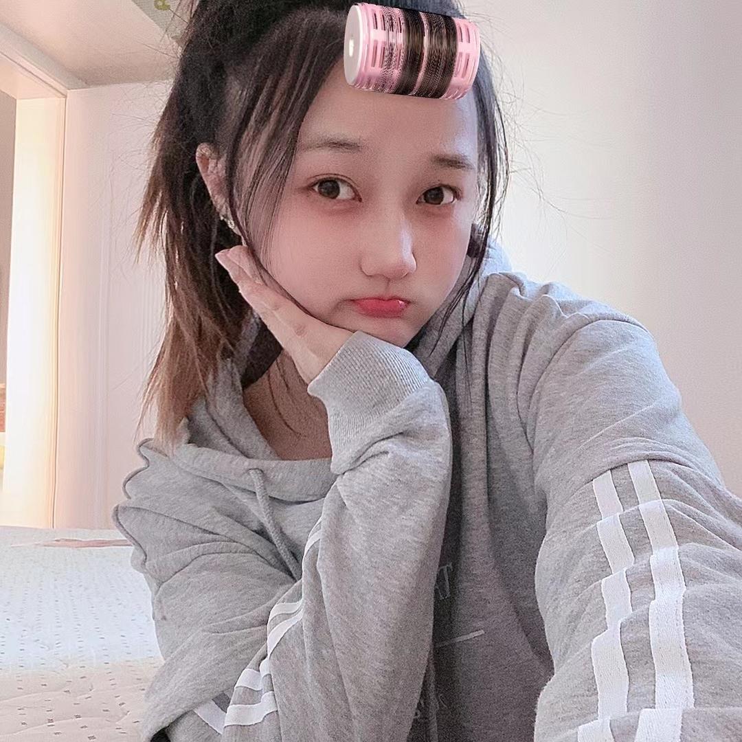 小宇很哇塞🫶🏻头像