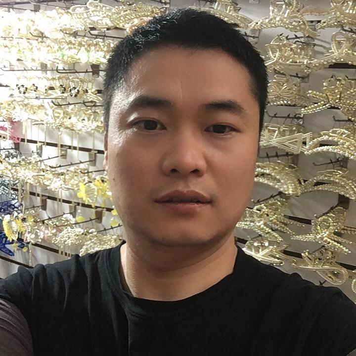 昆明市官渡区召军小百货经营部