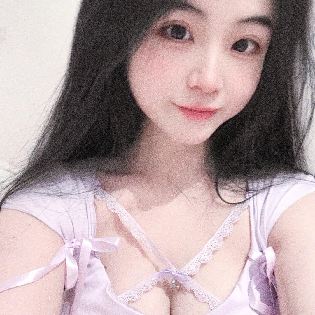 🍓爱吃的阿雪雪