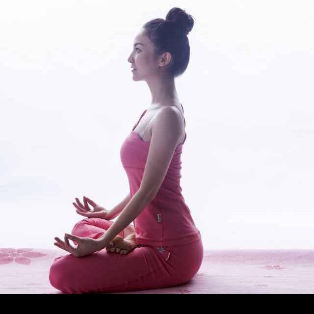 （滨江店）悠之伽花舞蝶普拉提瑜伽