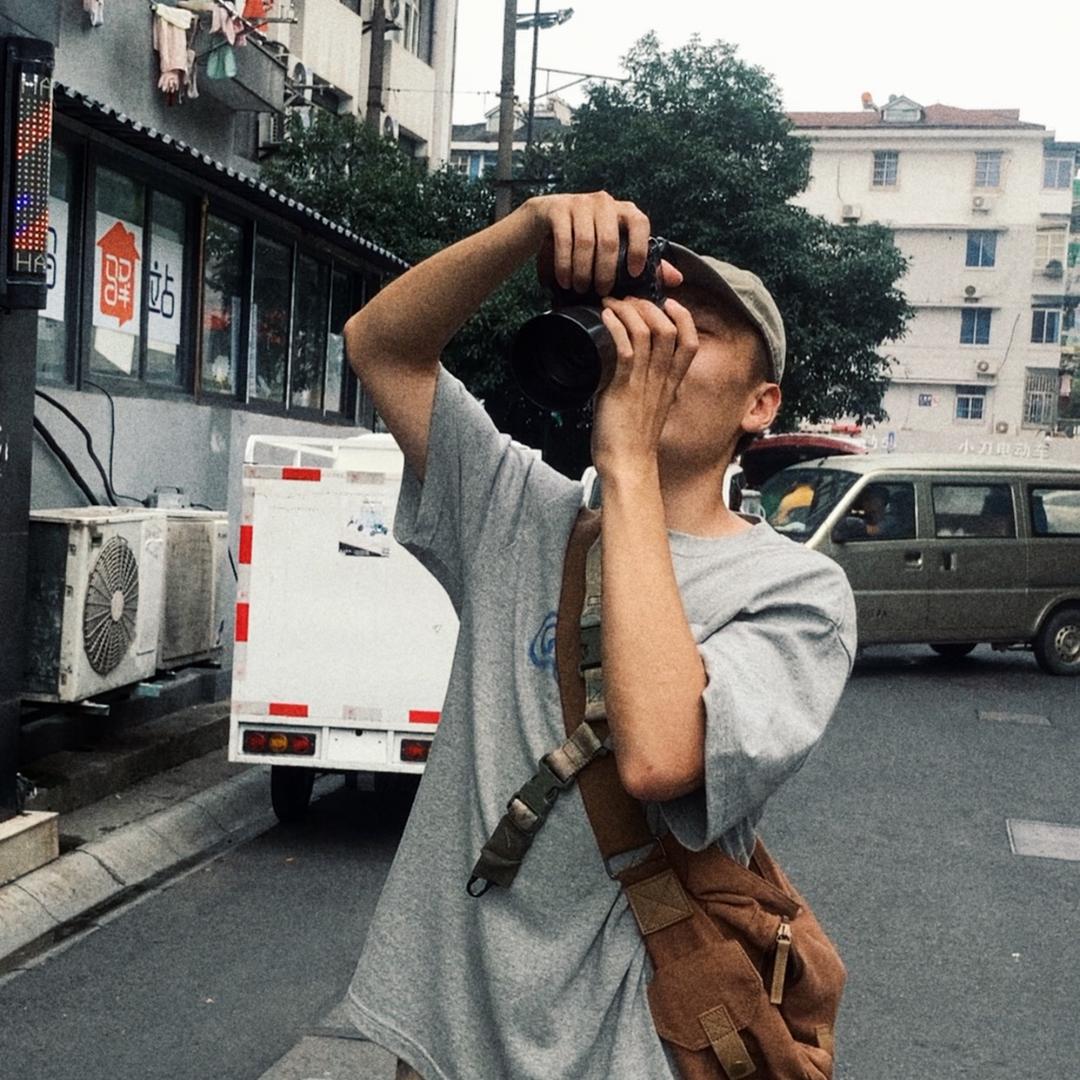 拍照吧磊子！