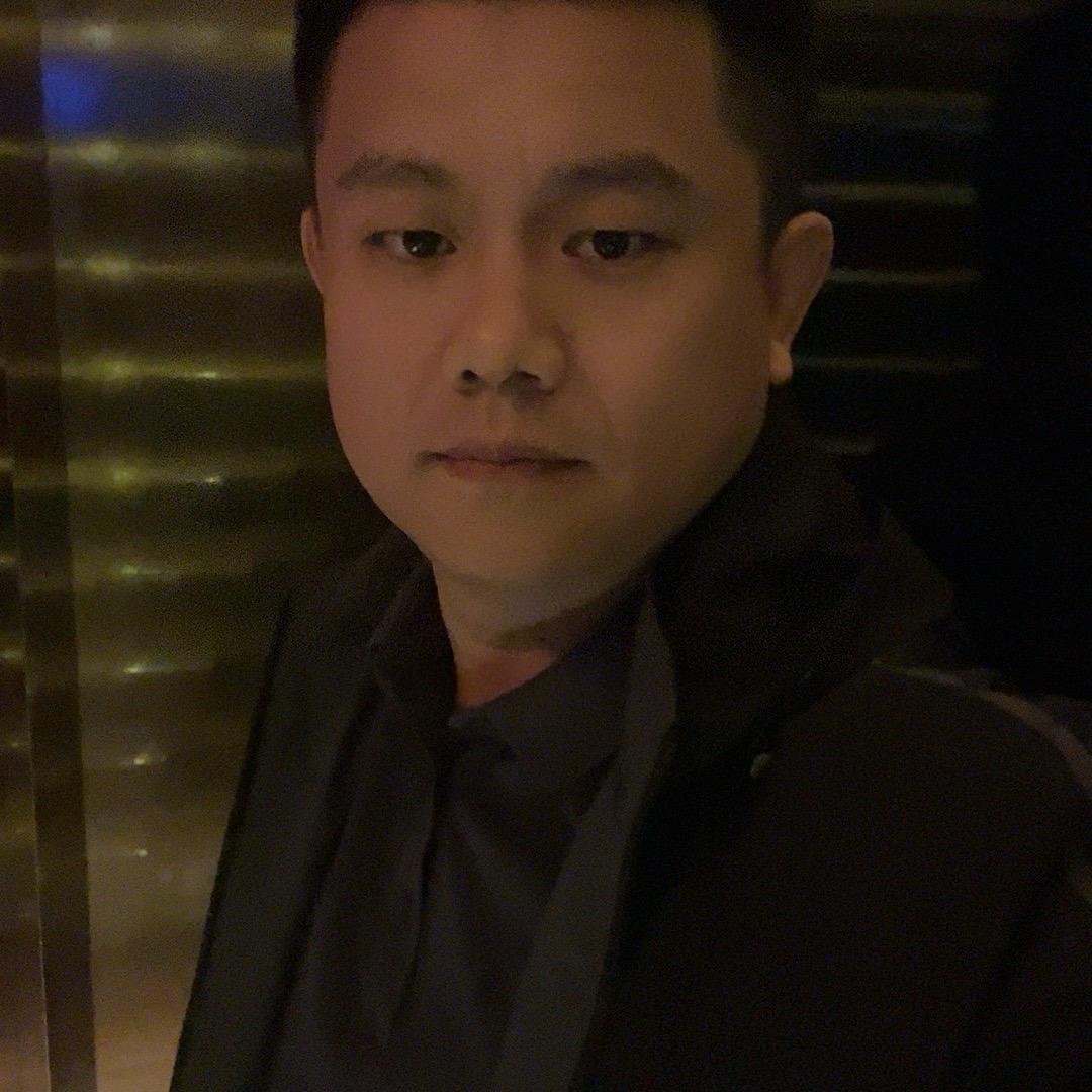 叫我龙哥