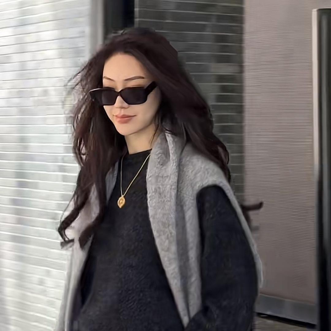 王嬛嬛  Ms Lime轻奢定制