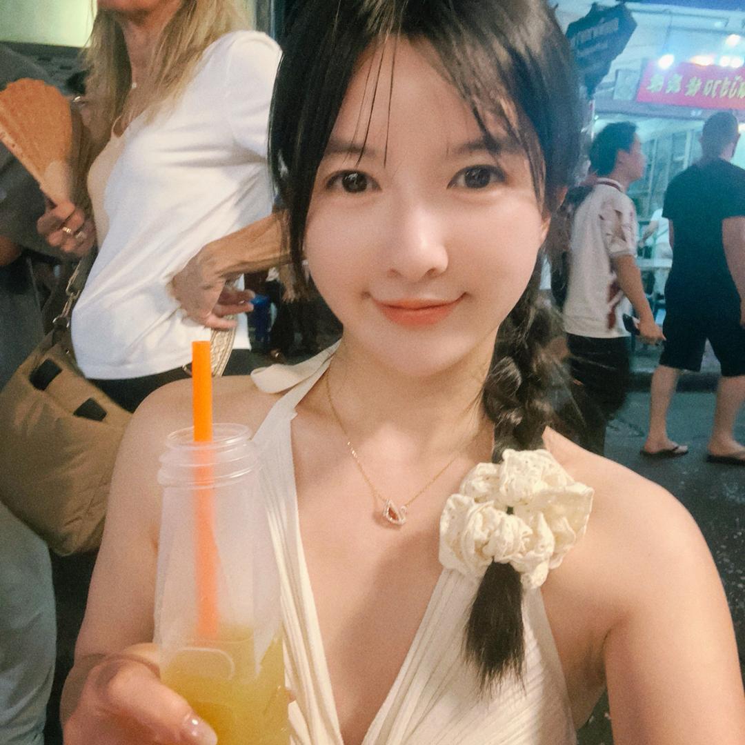 @月亮🌙