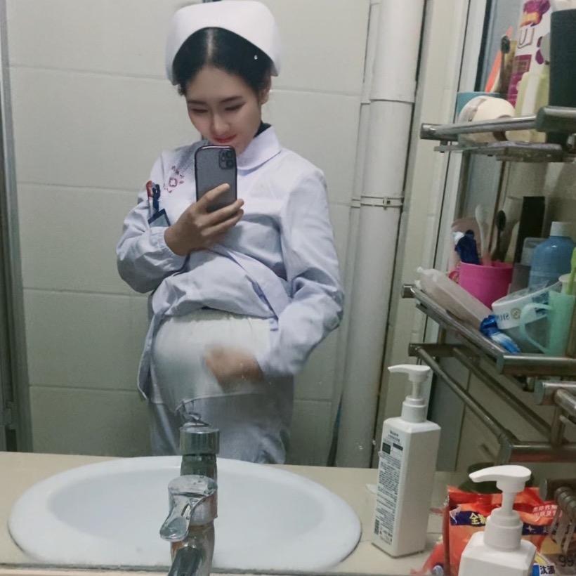 @护士何何