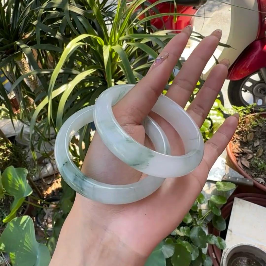 缘玉天山翠