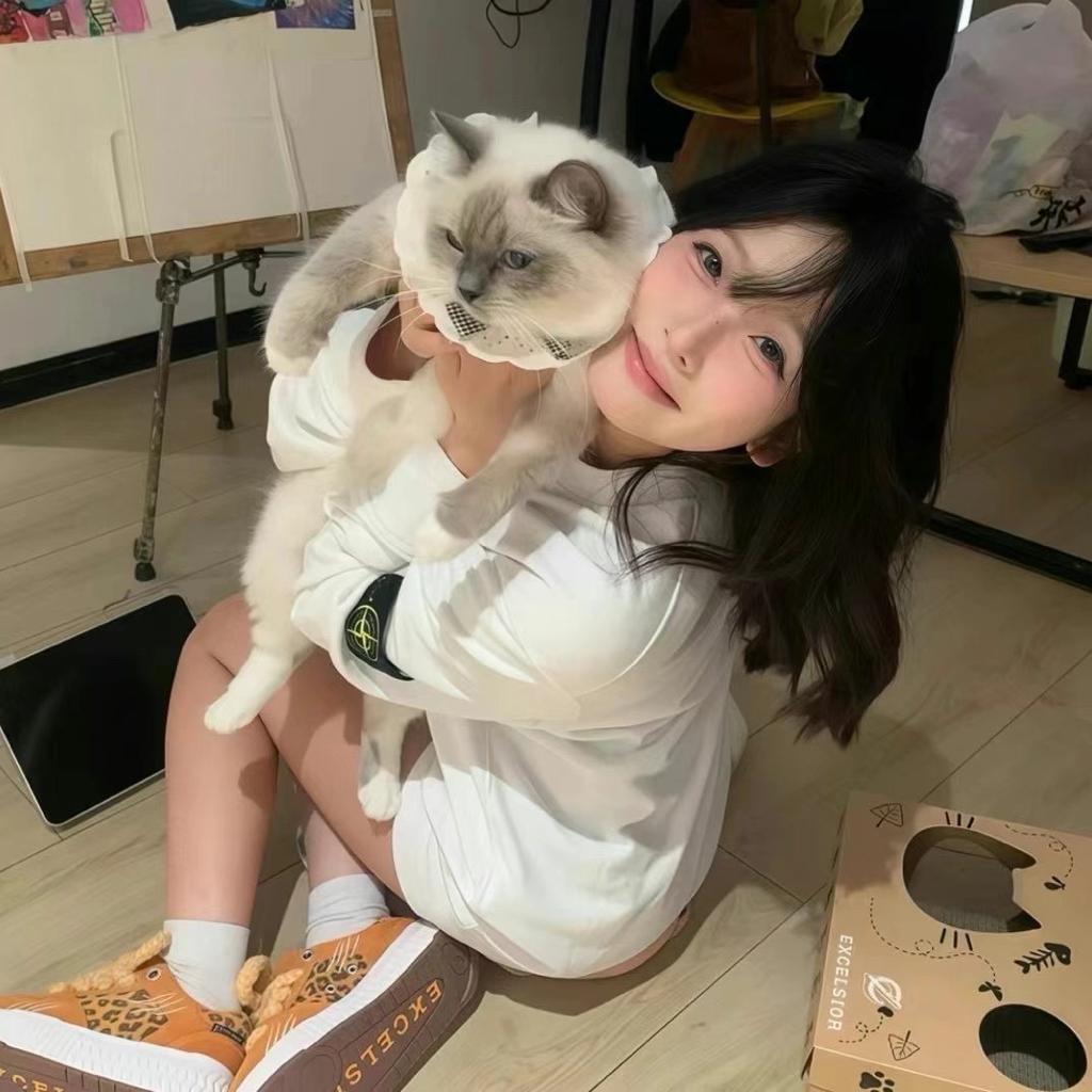 尿有点黄女士