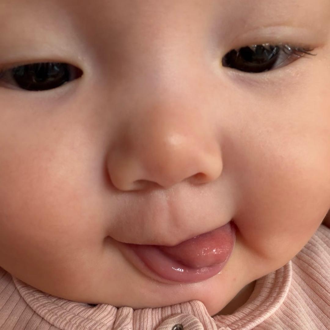 钱籽颜开心美丽