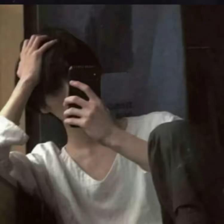 🕸️、