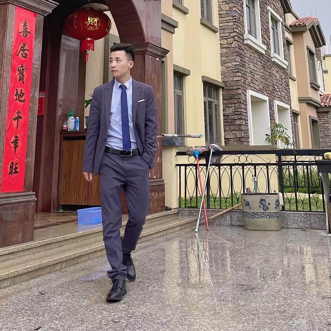 怀揣梦想向阳而生