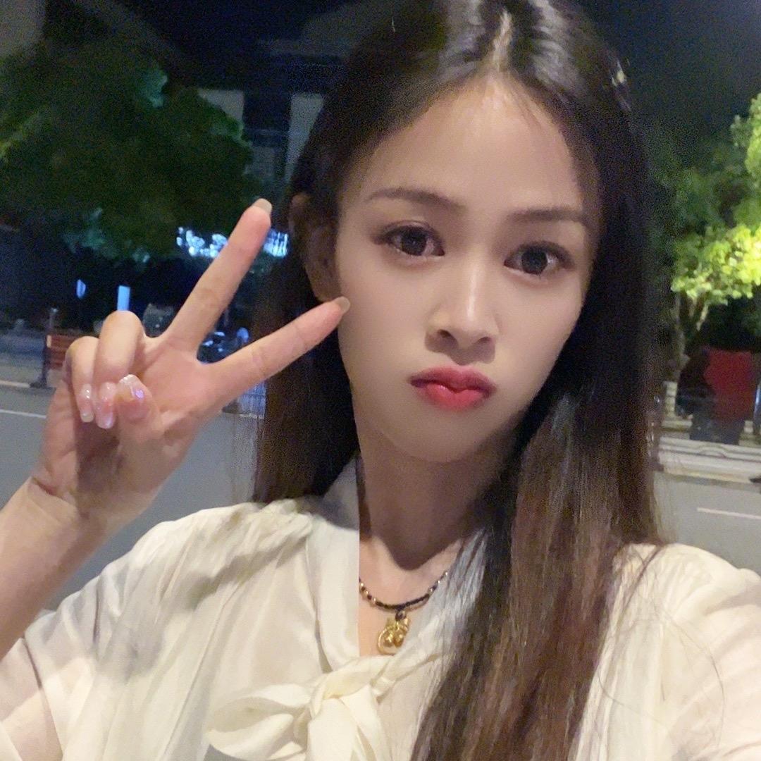 荣荣吖 🍓