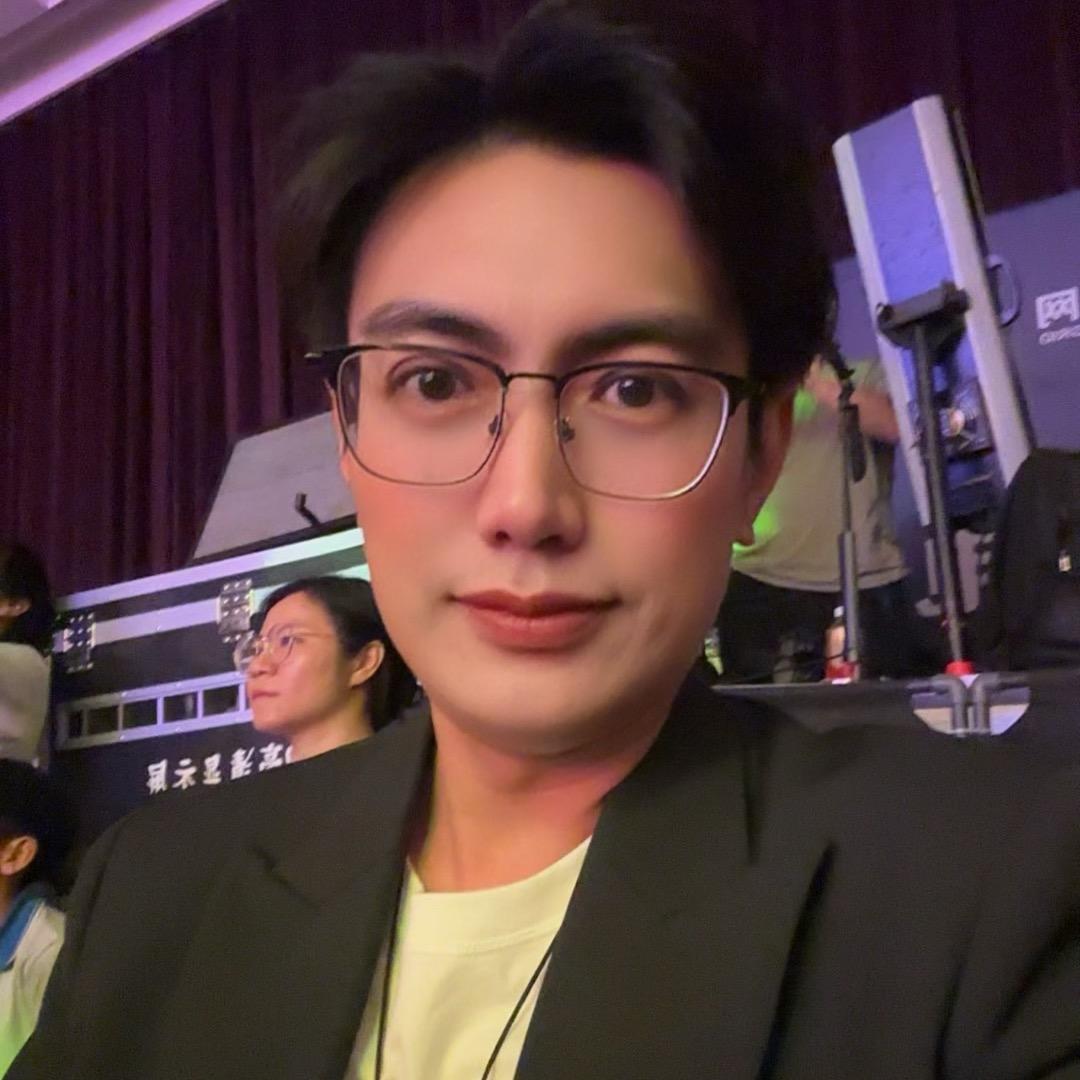 吴泓毅