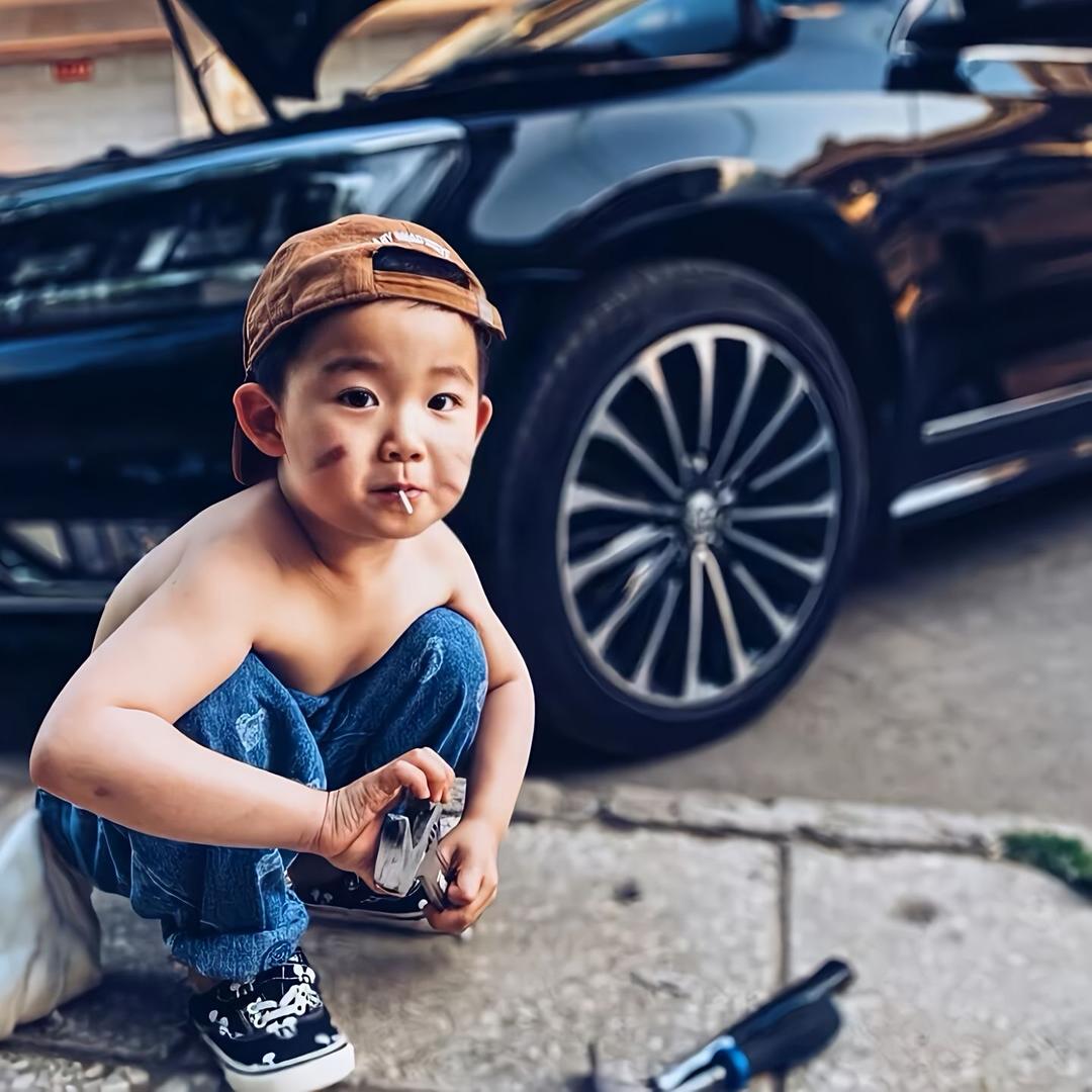 Chen《沙石运输车队》