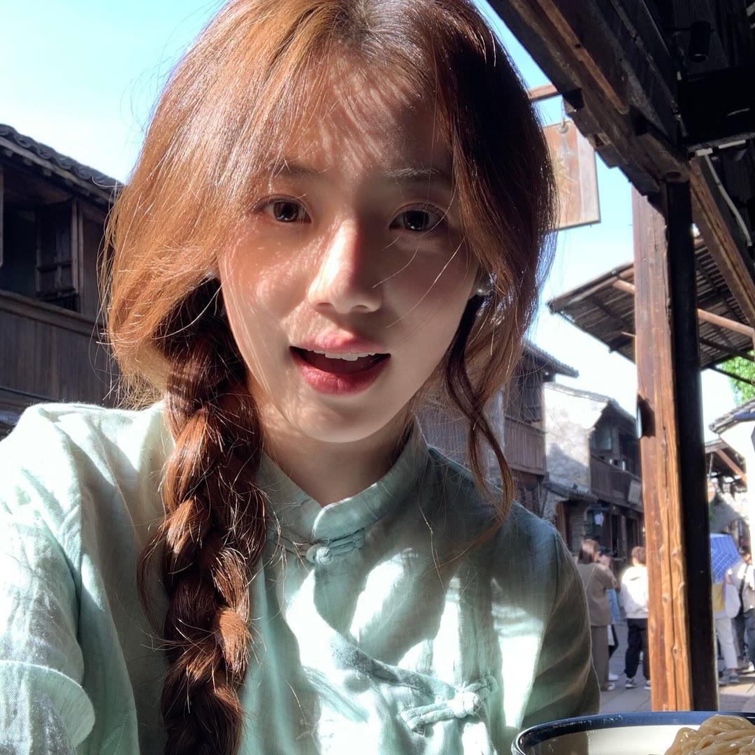 海口美兰及柏译