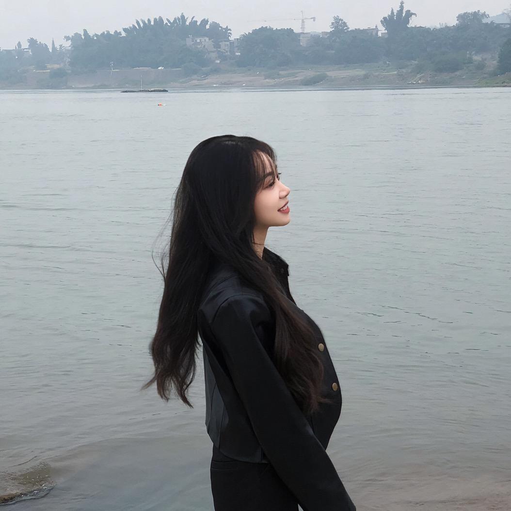 李泱泱.🐤🎤
