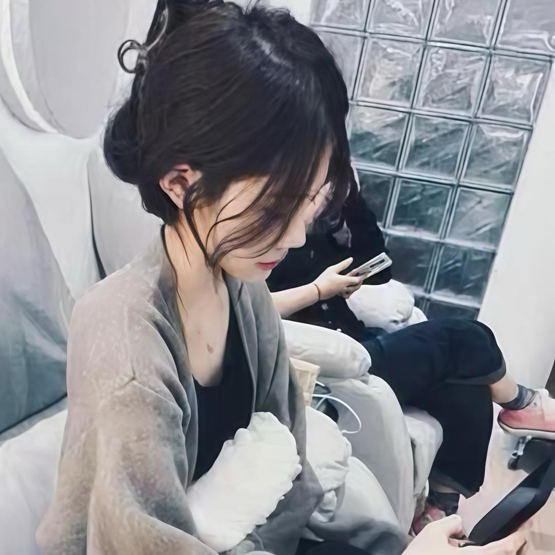 ˶´ᜊ` ˶ ಣ