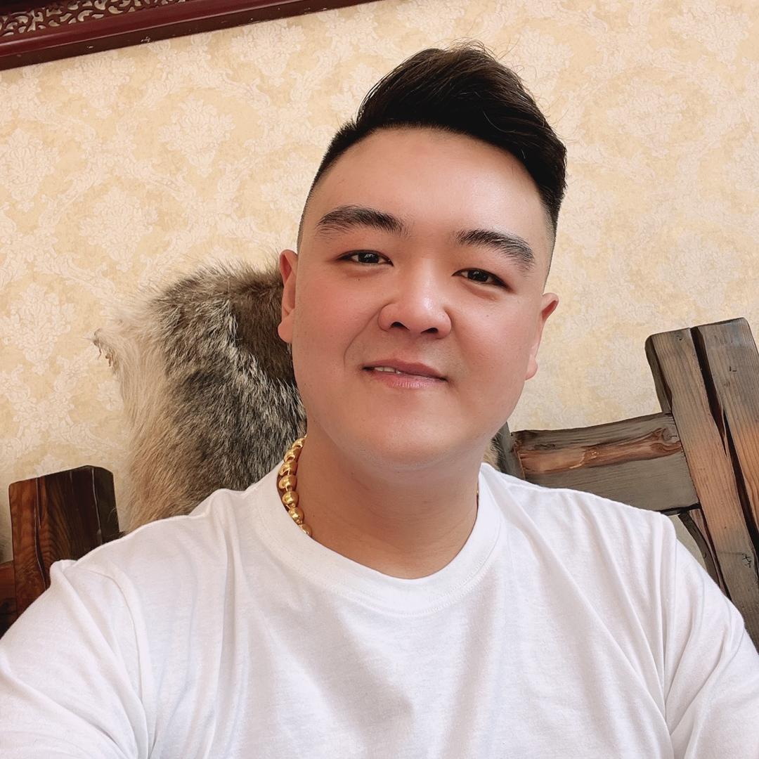 大鲸鱼    ོ