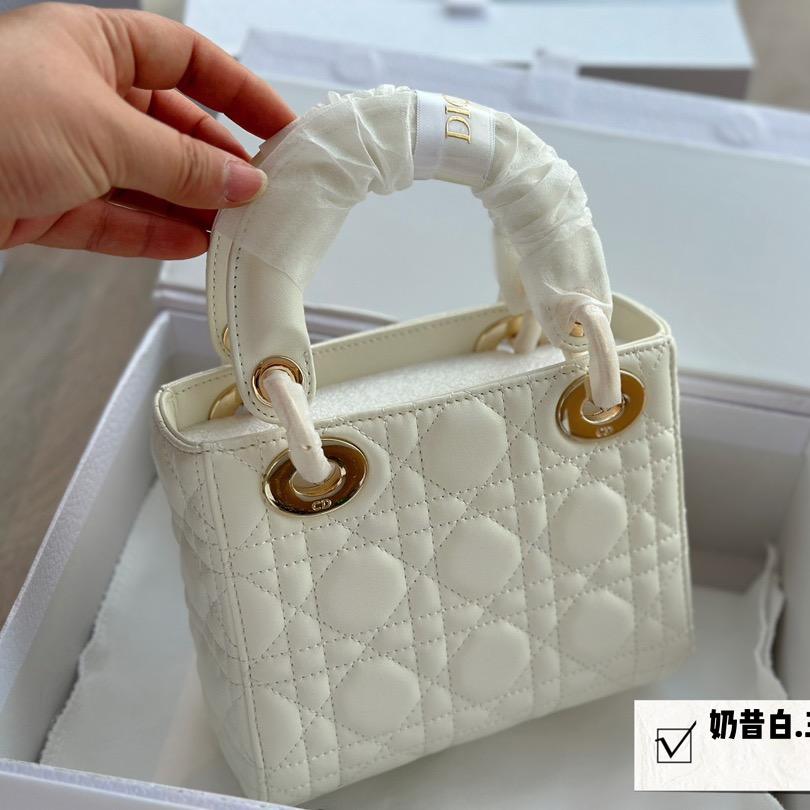PY家奢品皮具