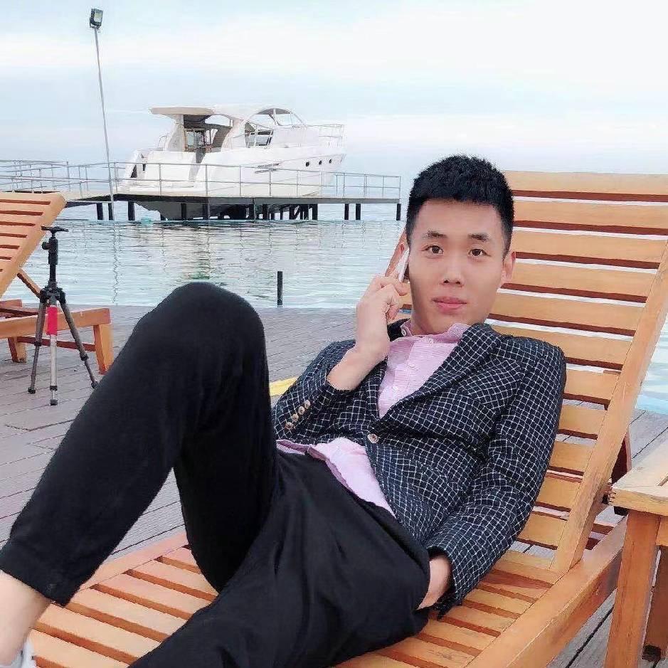 李哈哈