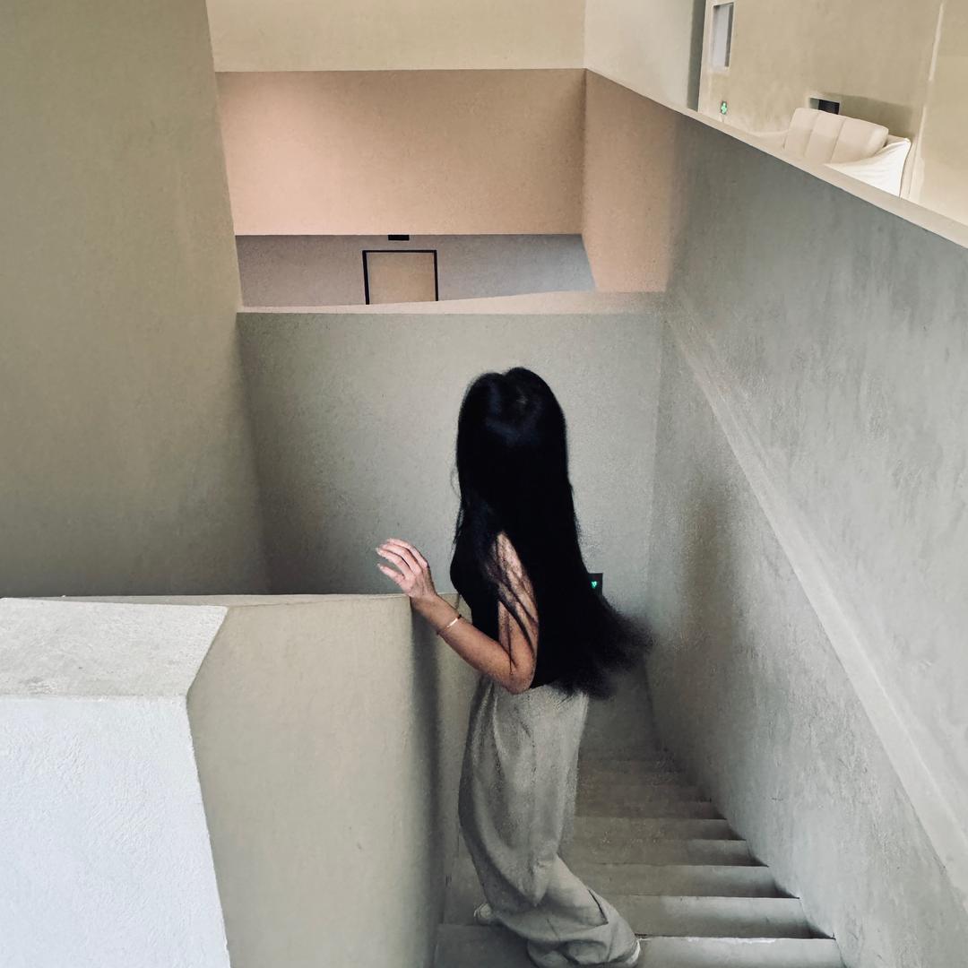 Y.