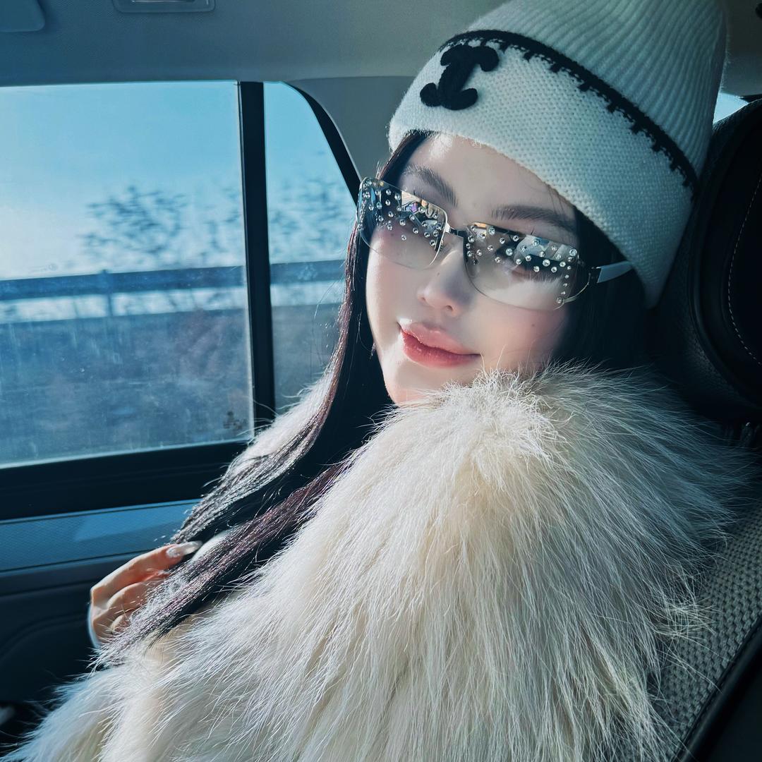 KiKi.琪琪琪琪琪琪琪