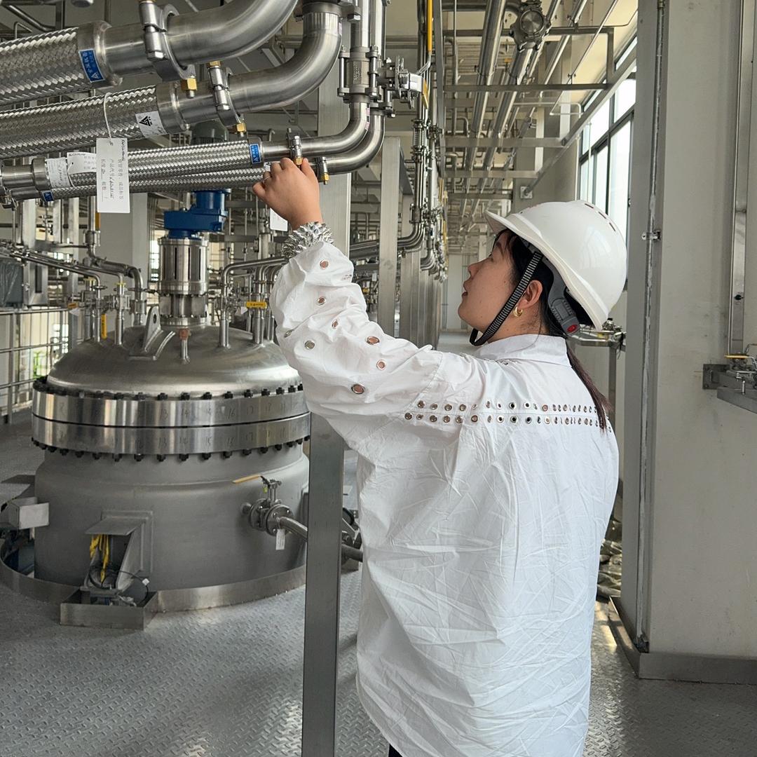 中国齐力集团-徐芳芳