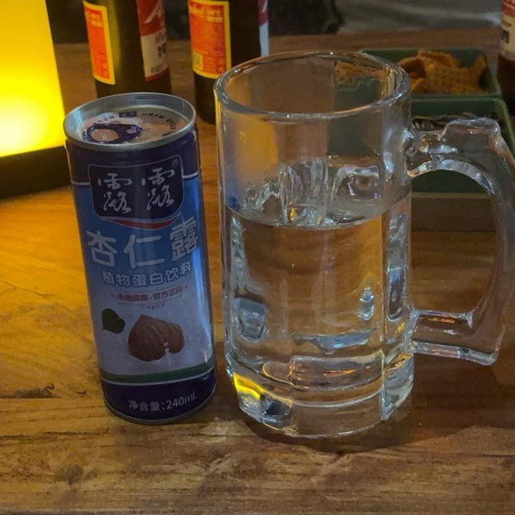 菠萝🍍咕噜噜
