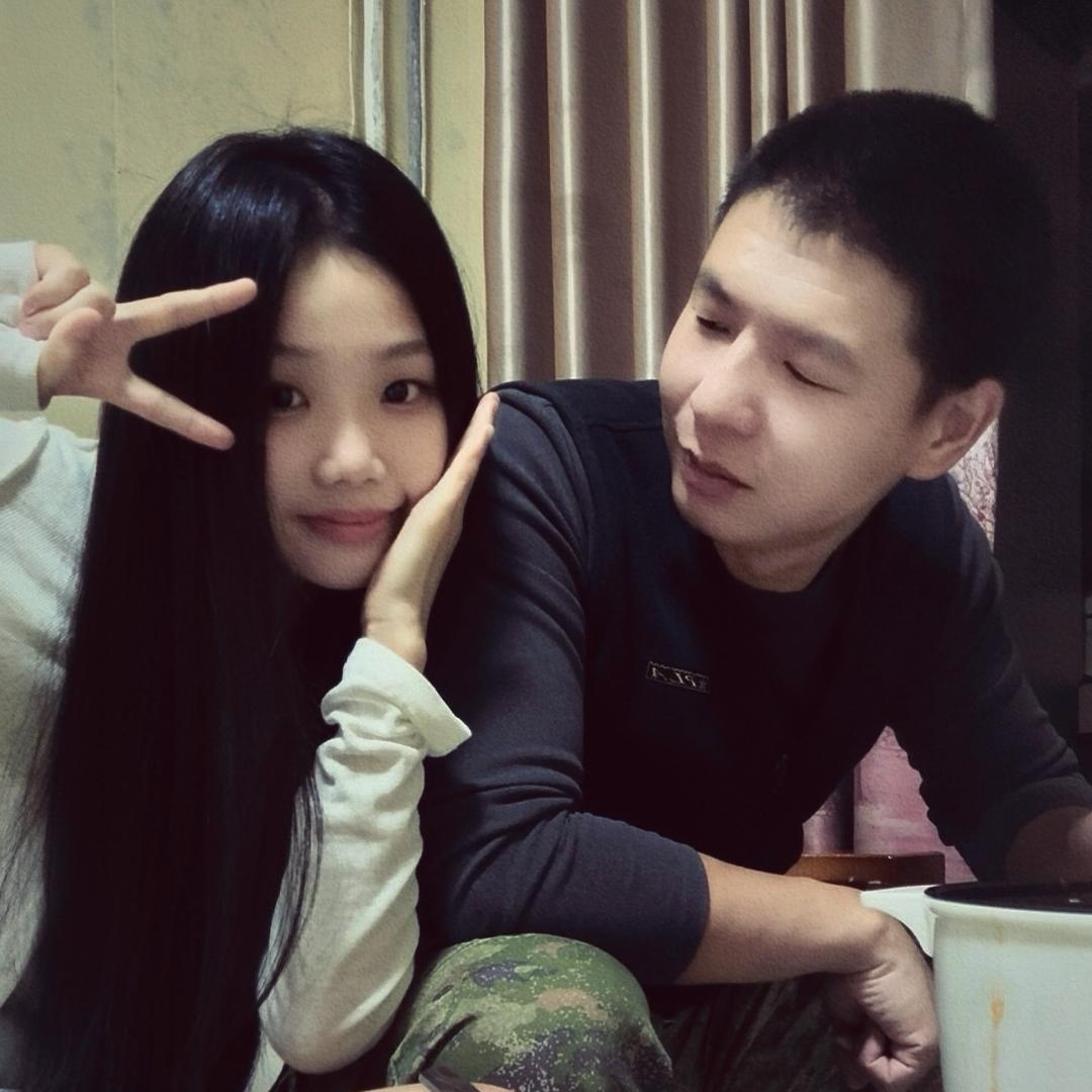 文艺.