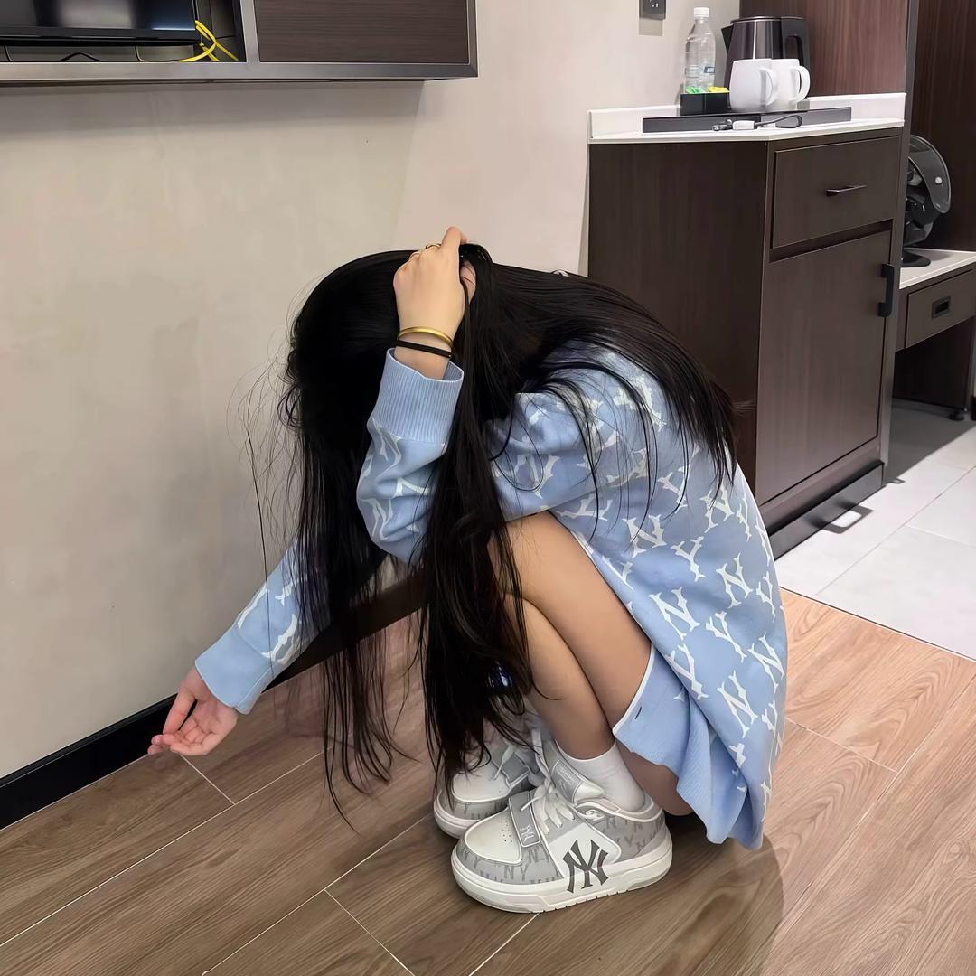 一粥困八天