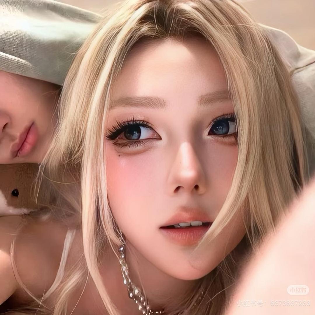 七七的新新.