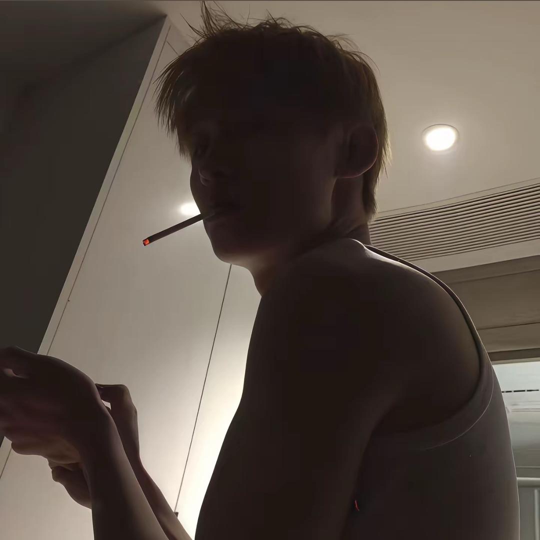 与感情无缘的家伙