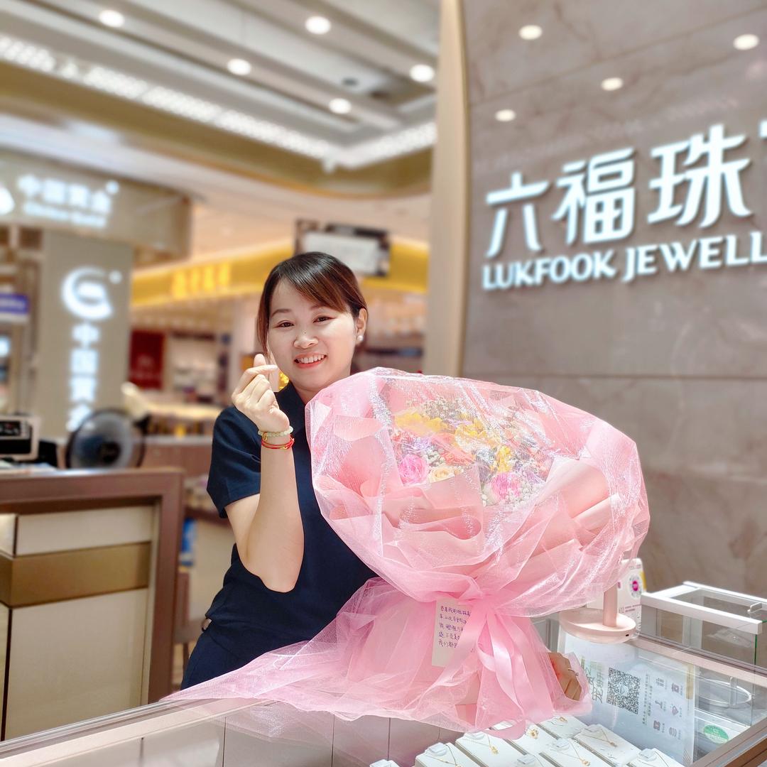 六福珠宝💎长沙万象城 莫莫