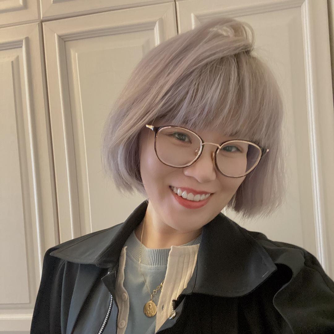 珠宝女侠李佳硕