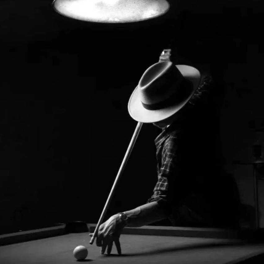 🎱