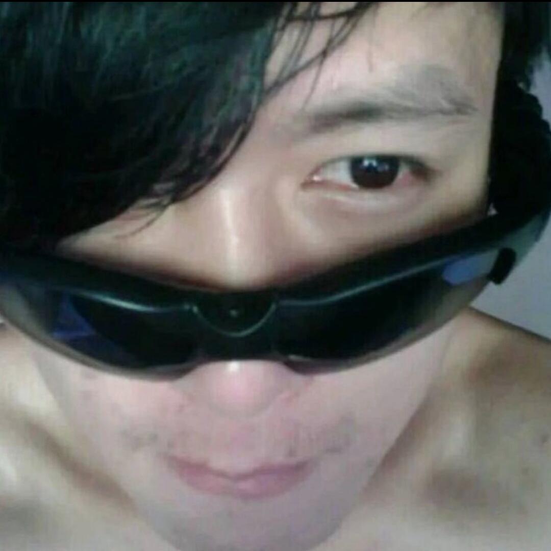 爱钓鱼的小邓