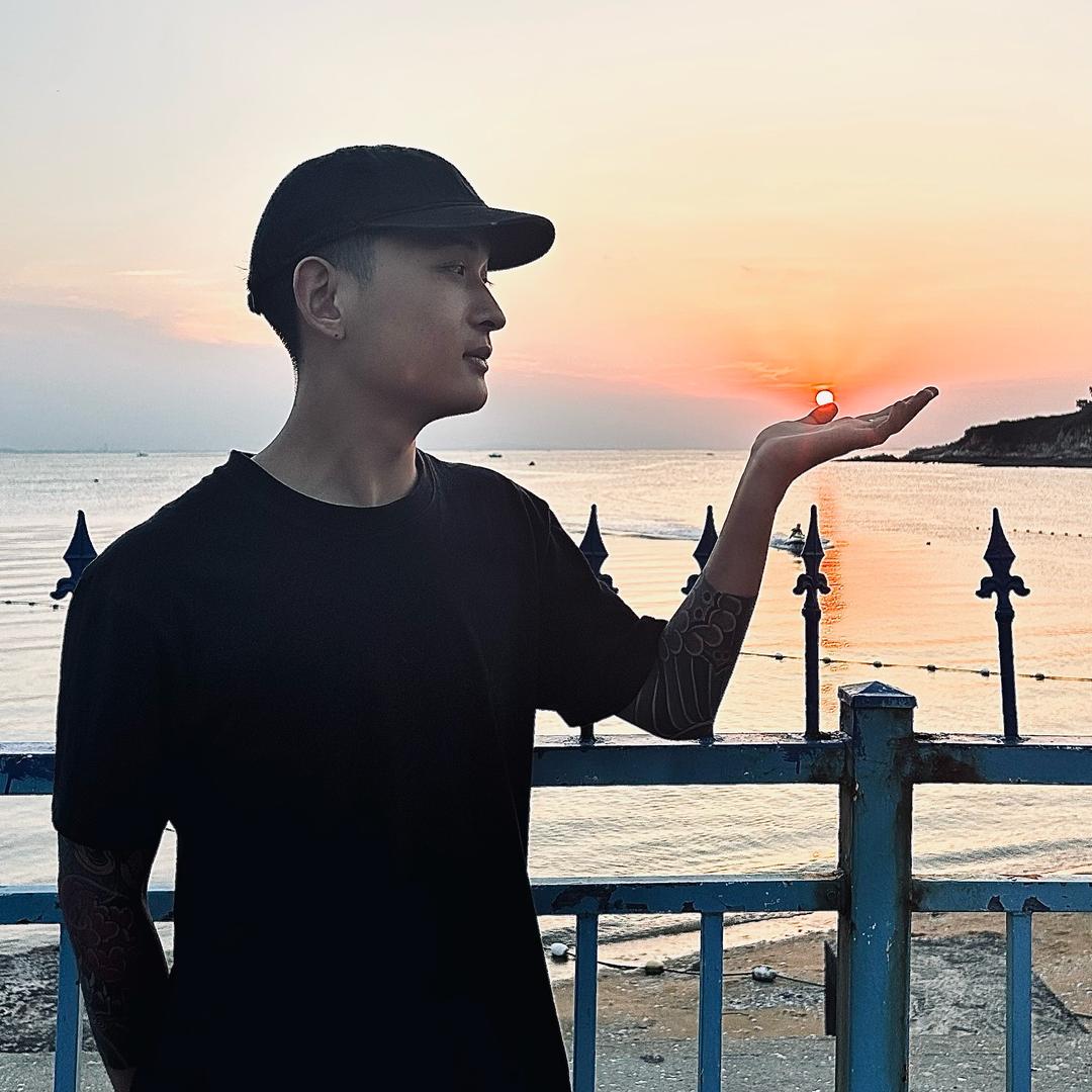 超懒的咸鱼
