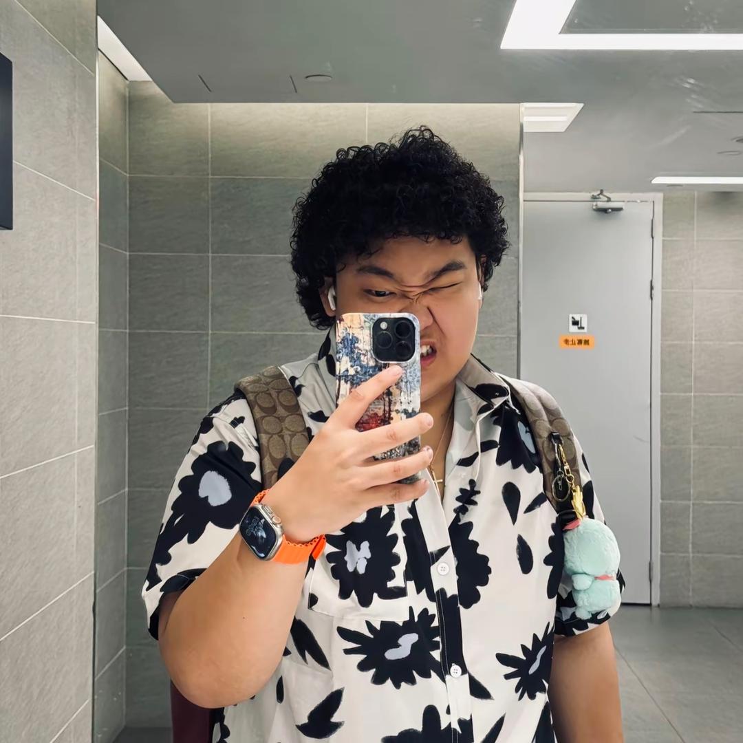 百变小郑🕳️